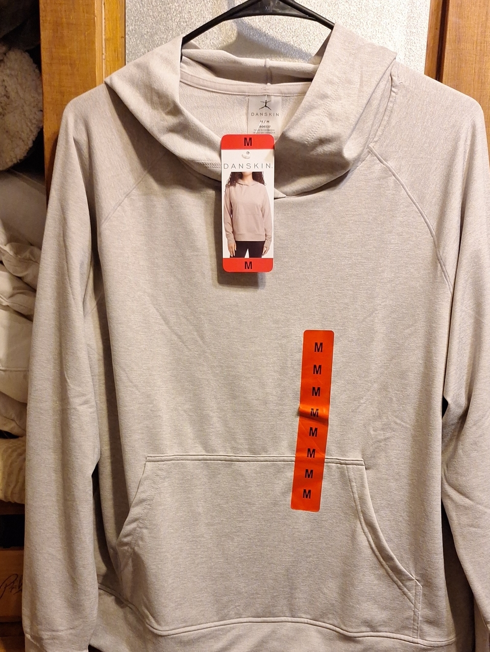 Danskin Women’s Light Gray Pullover Hoodie Sweater